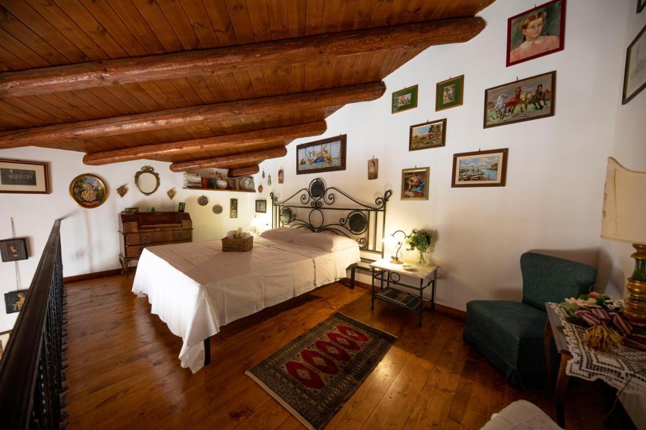 Familyholidays La Finestra Di Fronte Cefalu Exterior photo