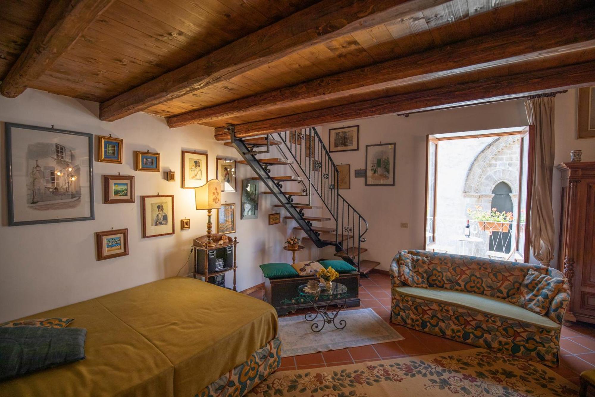 Familyholidays La Finestra Di Fronte Cefalu Exterior photo