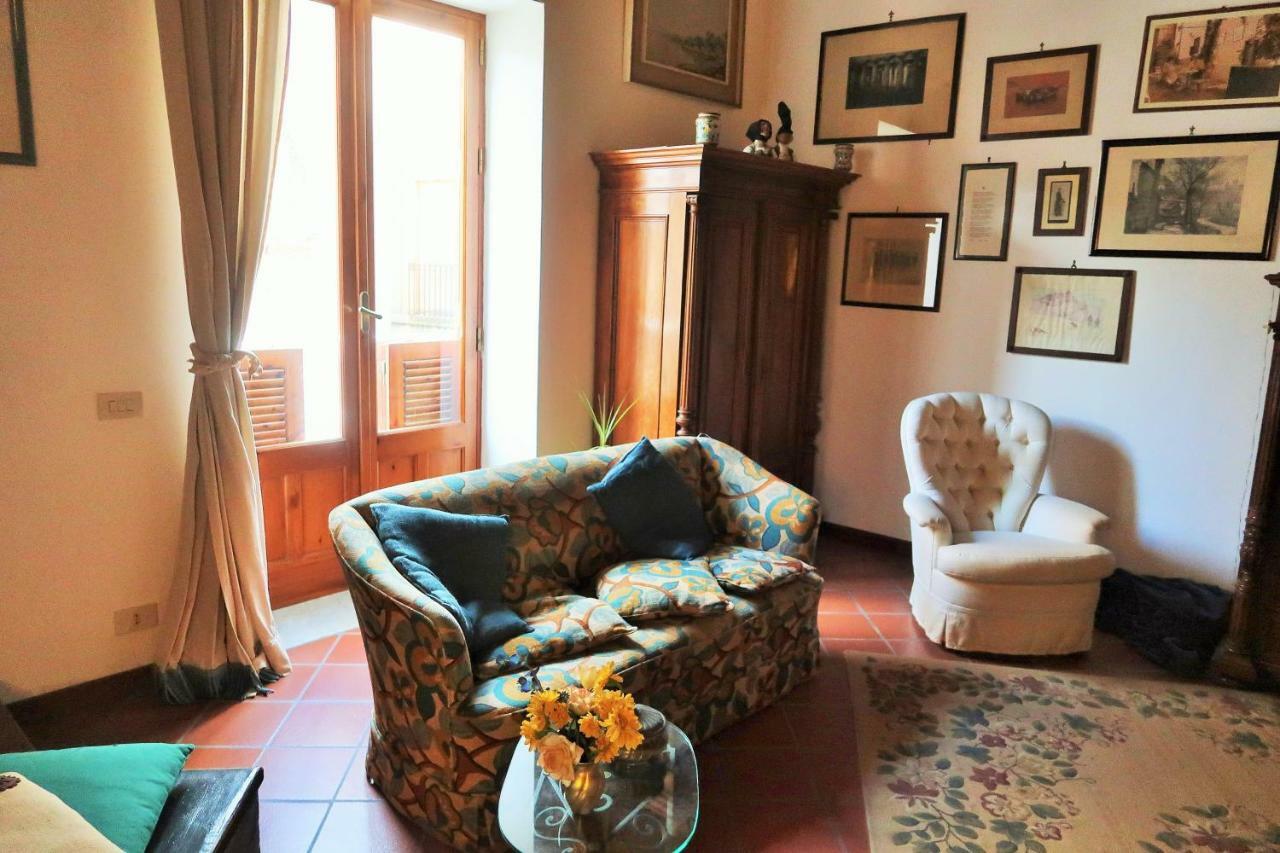 Familyholidays La Finestra Di Fronte Cefalu Exterior photo